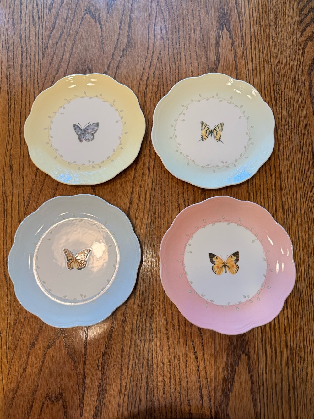 Lenox Butterfly Meadow Dessert Plates - Set of 4 GUC